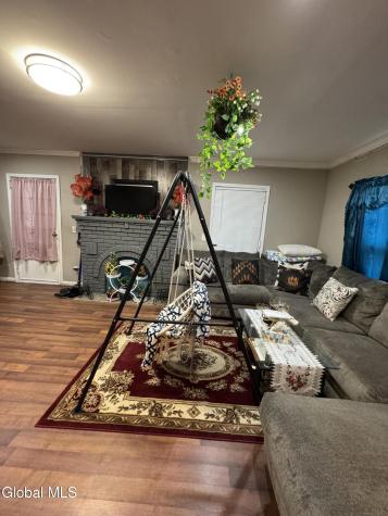 1038 Brierwood Boulevard Schenectady NY 12308