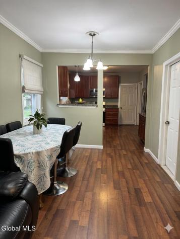 1038 Brierwood Boulevard Schenectady NY 12308