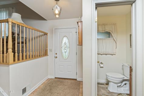 61 Longmeadow Drive Delmar NY 12054