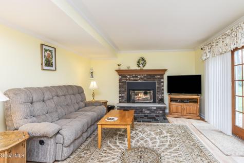 61 Longmeadow Drive Delmar NY 12054