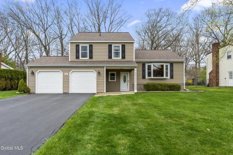 61 Longmeadow Drive Delmar NY 12054