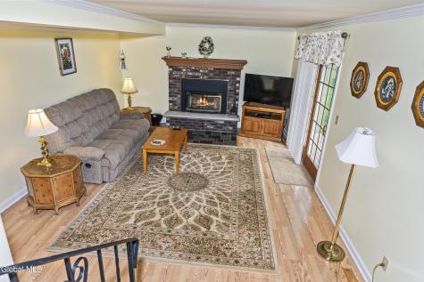 61 Longmeadow Drive Delmar NY 12054
