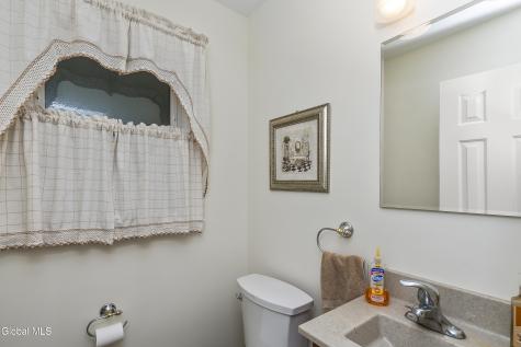 61 Longmeadow Drive Delmar NY 12054
