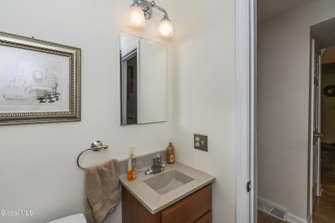 61 Longmeadow Drive Delmar NY 12054