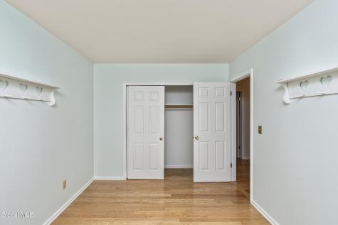 61 Longmeadow Drive Delmar NY 12054