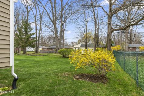 61 Longmeadow Drive Delmar NY 12054