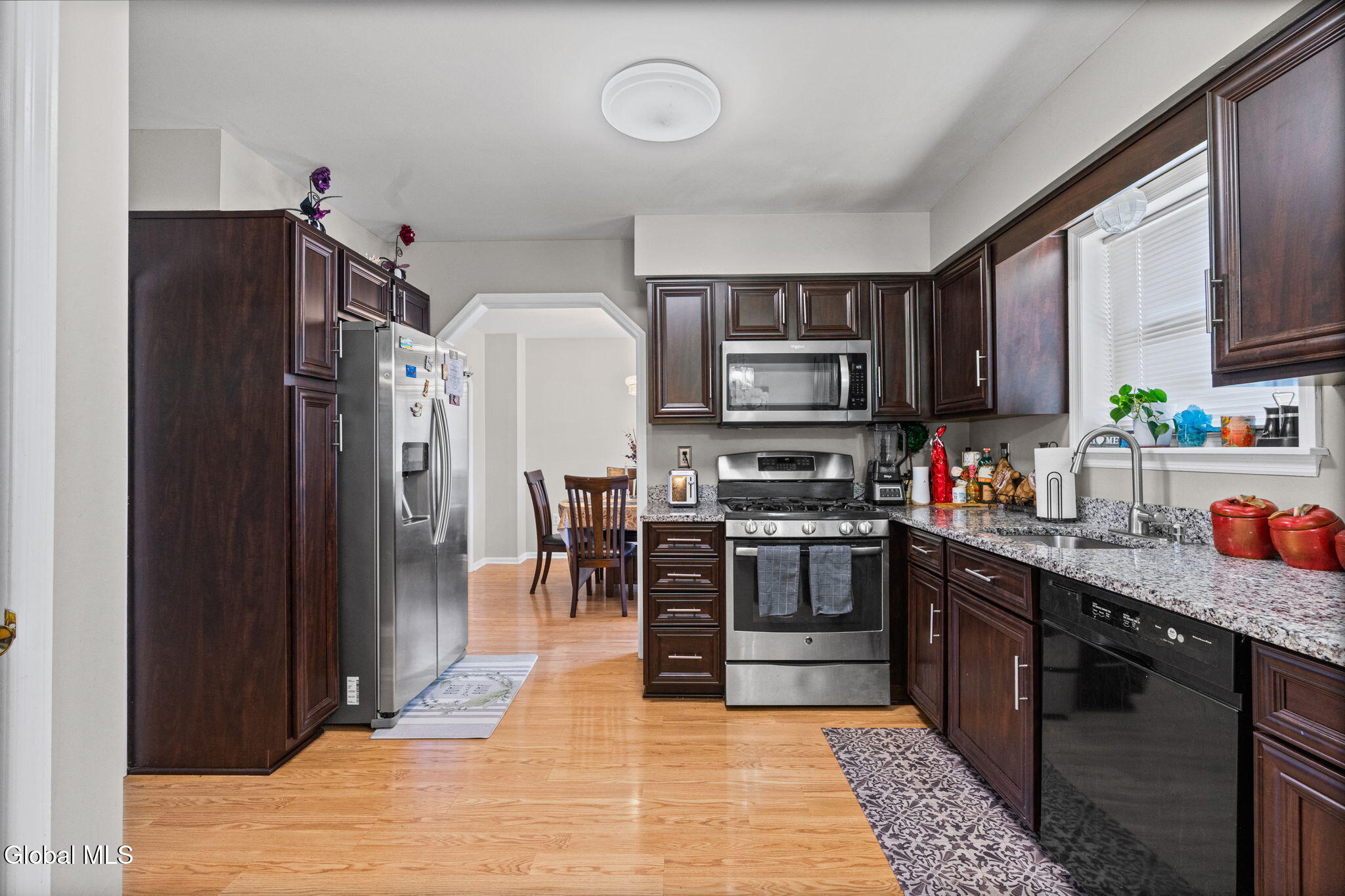 25 Netherlands Boulevard Rotterdam NY 12306