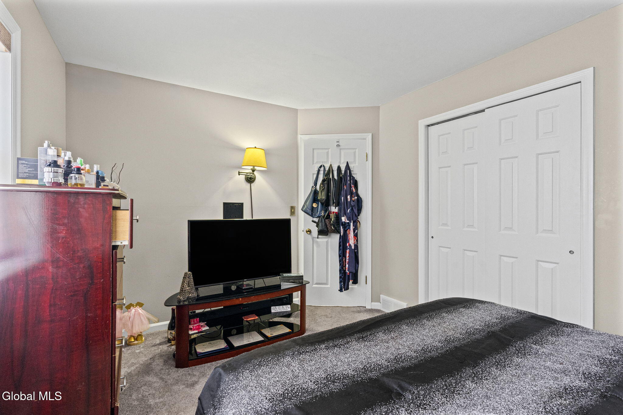 25 Netherlands Boulevard Rotterdam NY 12306