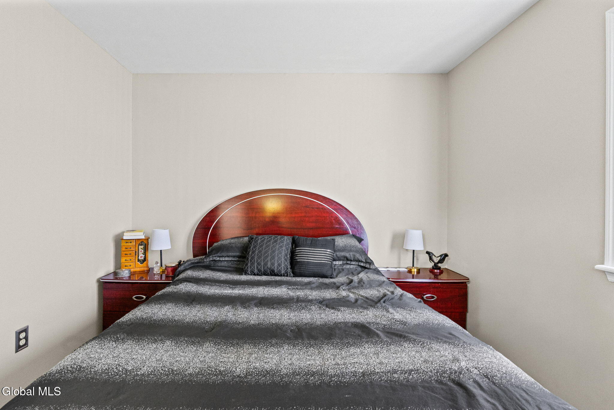 25 Netherlands Boulevard Rotterdam NY 12306