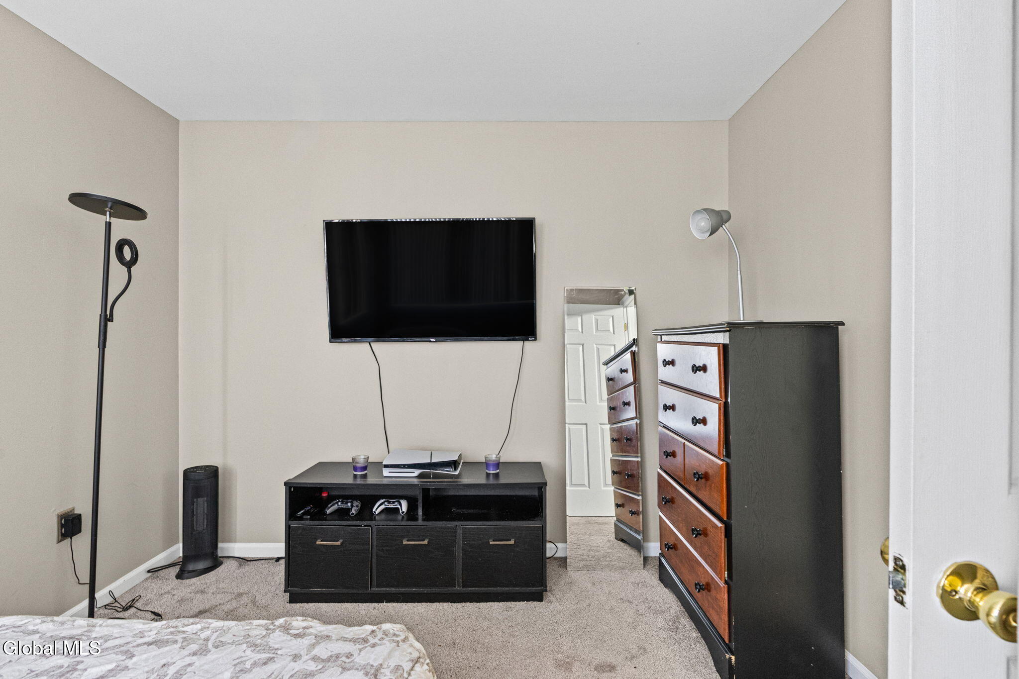 25 Netherlands Boulevard Rotterdam NY 12306