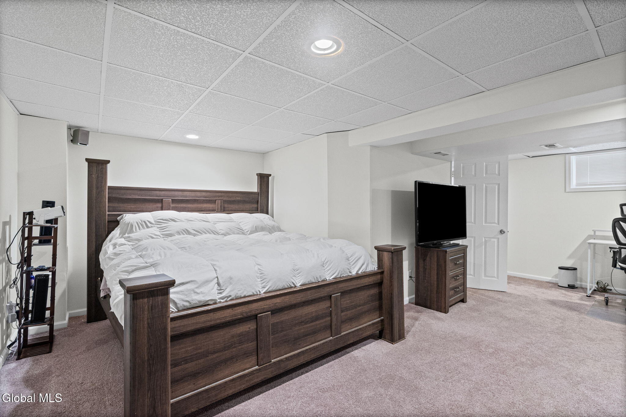 25 Netherlands Boulevard Rotterdam NY 12306