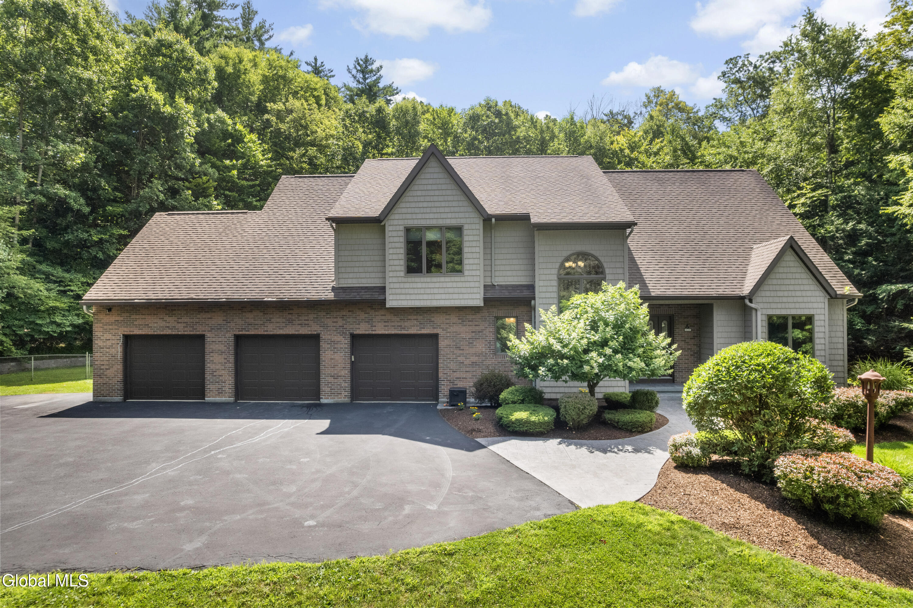 82 Pickle Hill Road Lake George NY 12804