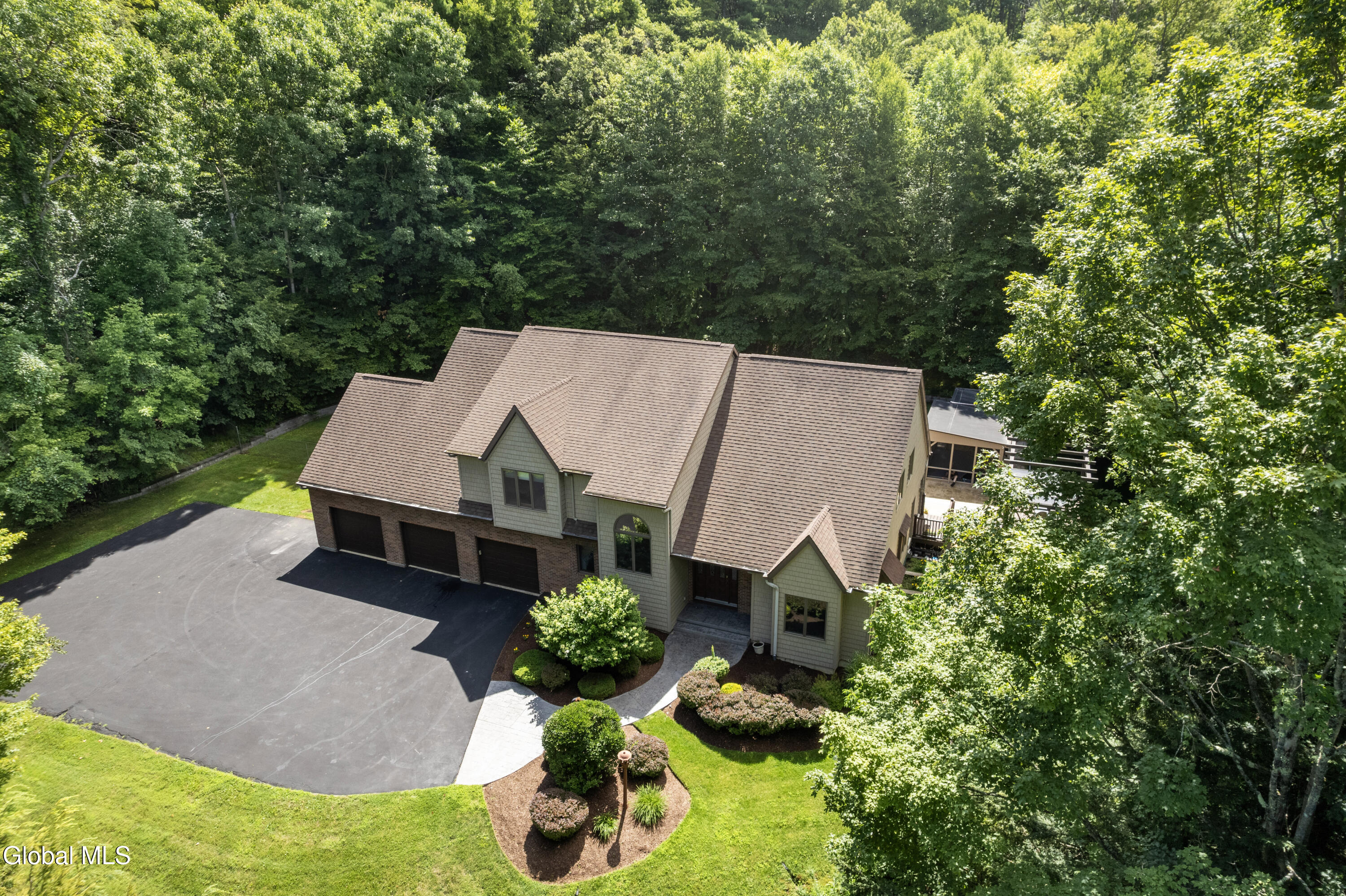 82 Pickle Hill Road Lake George NY 12804