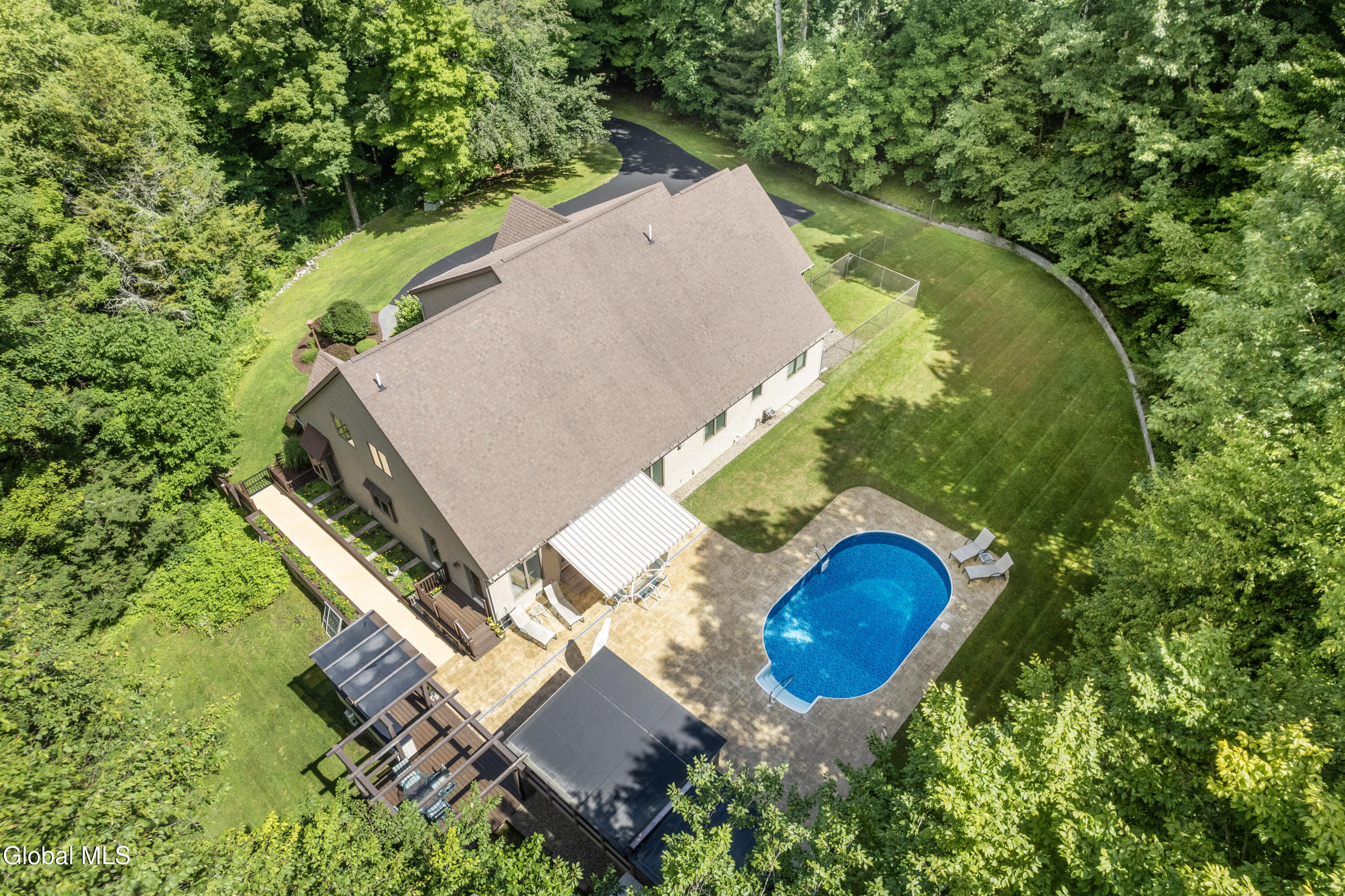 82 Pickle Hill Road Lake George NY 12804