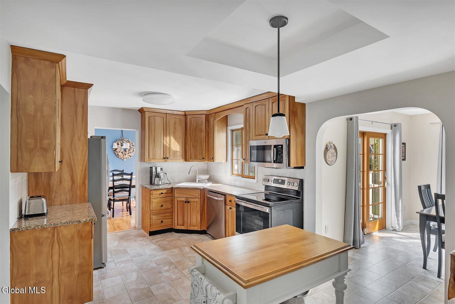 124 Horizon View Drive East Greenbush NY 12061