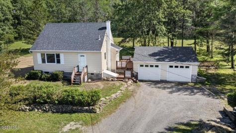 886 Ny-146 Delanson NY 12053