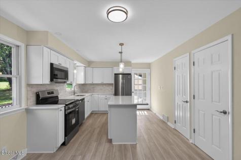 886 Ny-146 Delanson NY 12053