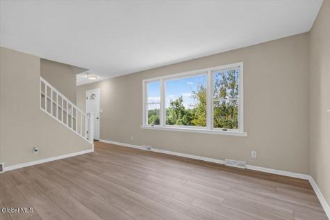 886 Ny-146 Delanson NY 12053
