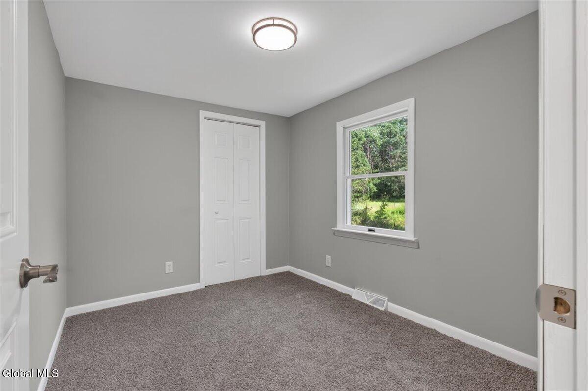 886 Ny-146 Delanson NY 12053