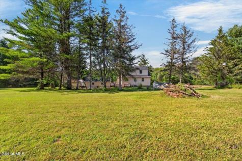 886 Ny-146 Delanson NY 12053