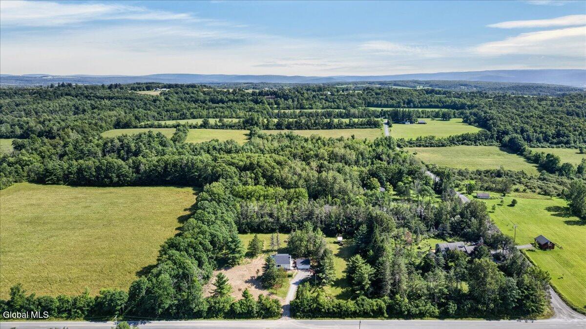 886 Ny-146 Delanson NY 12053