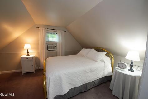 397 Creek Road Wynantskill NY 12198