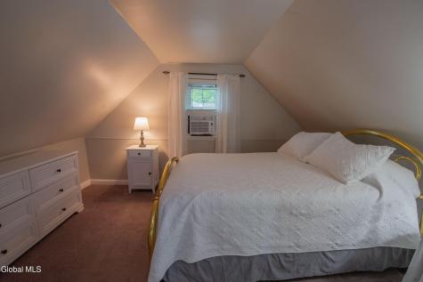 397 Creek Road Wynantskill NY 12198