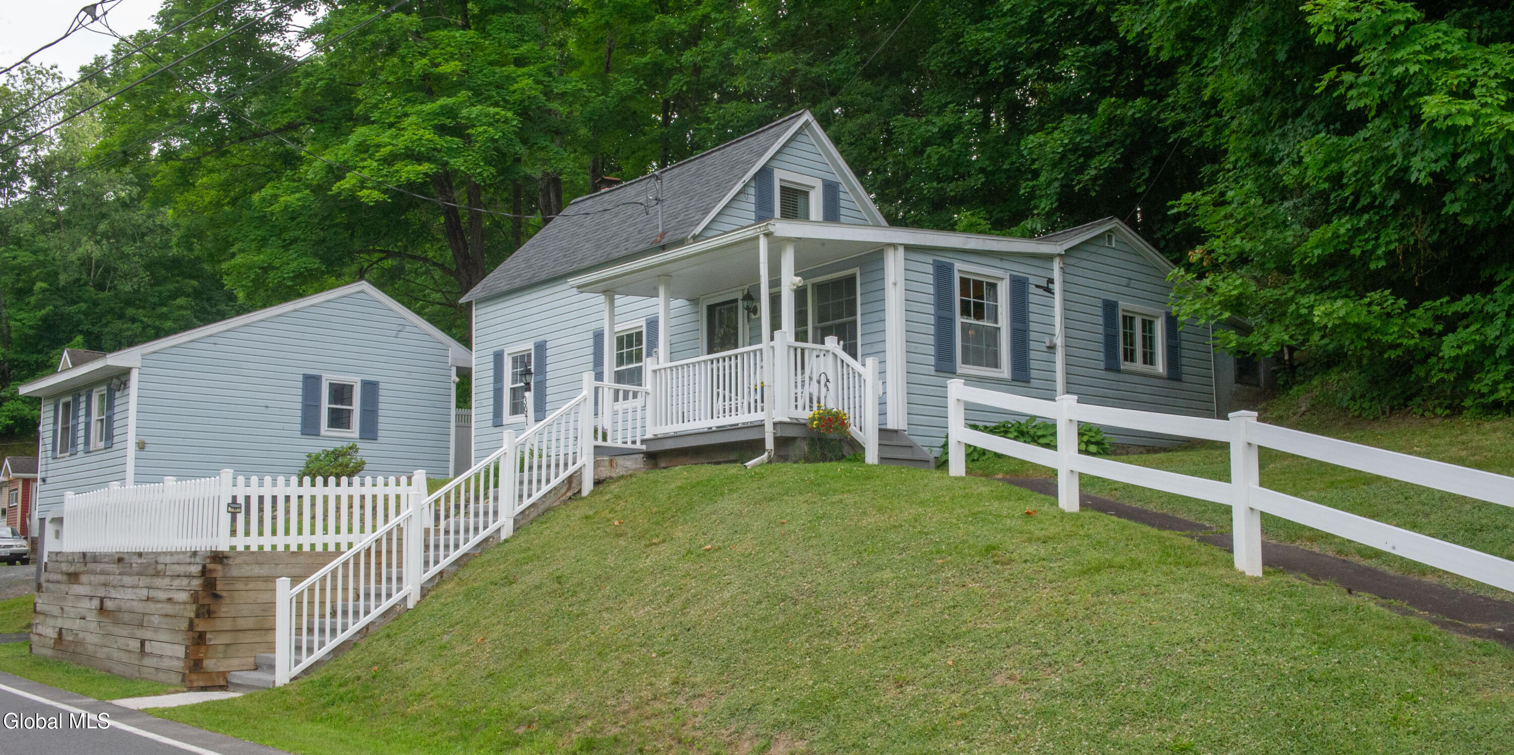 397 Creek Road Wynantskill NY 12198