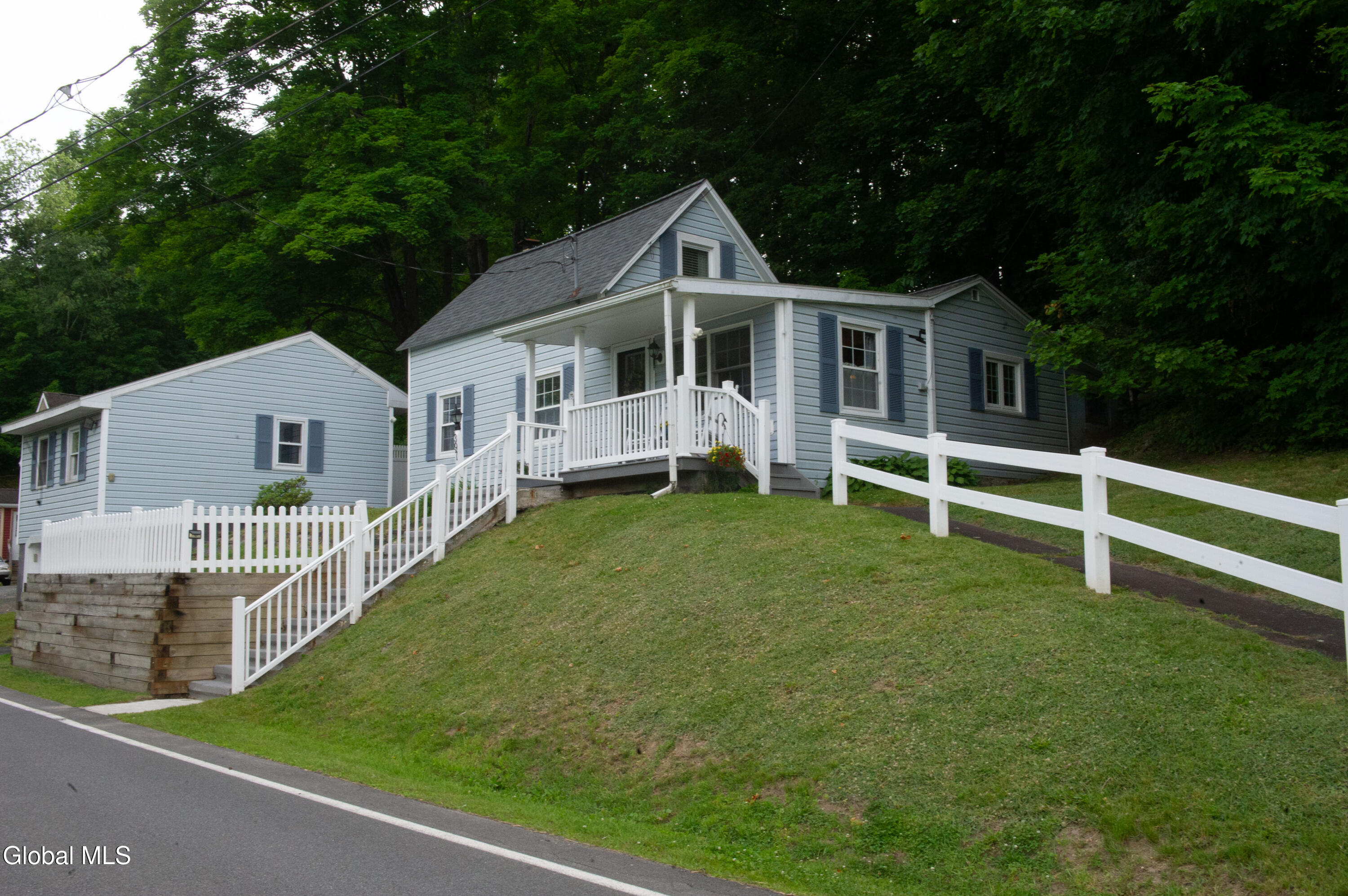 397 Creek Road Wynantskill NY 12198