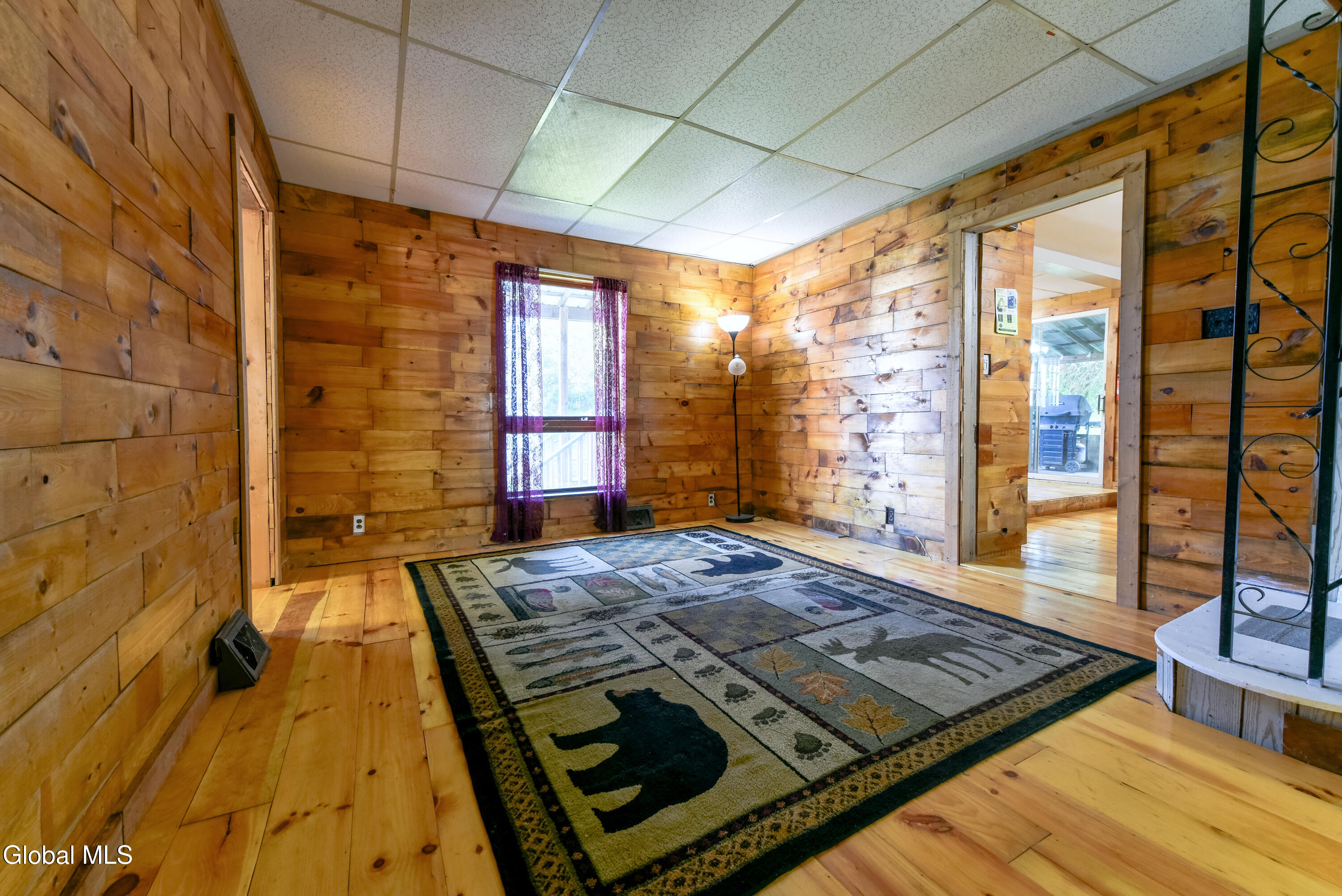 79 3rd Street Gloversville NY 12078
