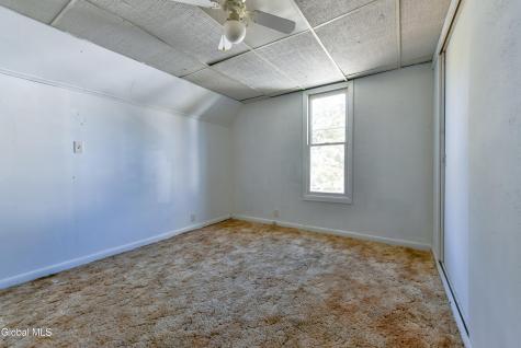 79 3rd Street Gloversville NY 12078