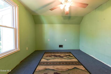 79 3rd Street Gloversville NY 12078