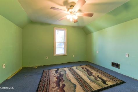 79 3rd Street Gloversville NY 12078
