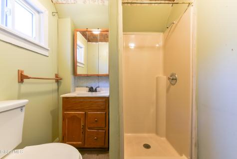 79 3rd Street Gloversville NY 12078