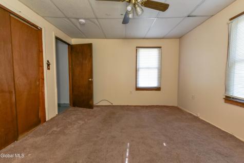 79 3rd Street Gloversville NY 12078