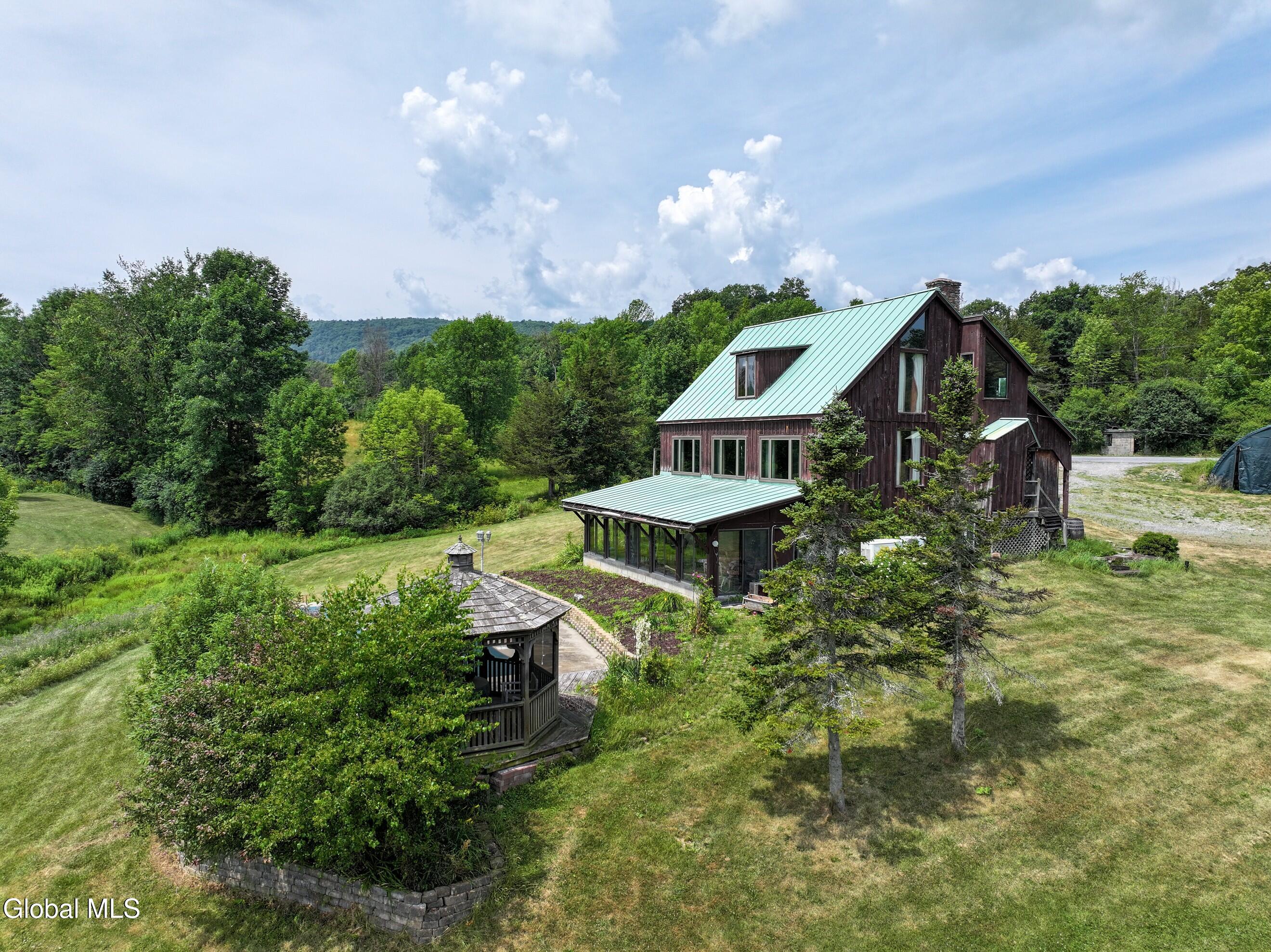 128 Craig Road Putnam Station NY 12861