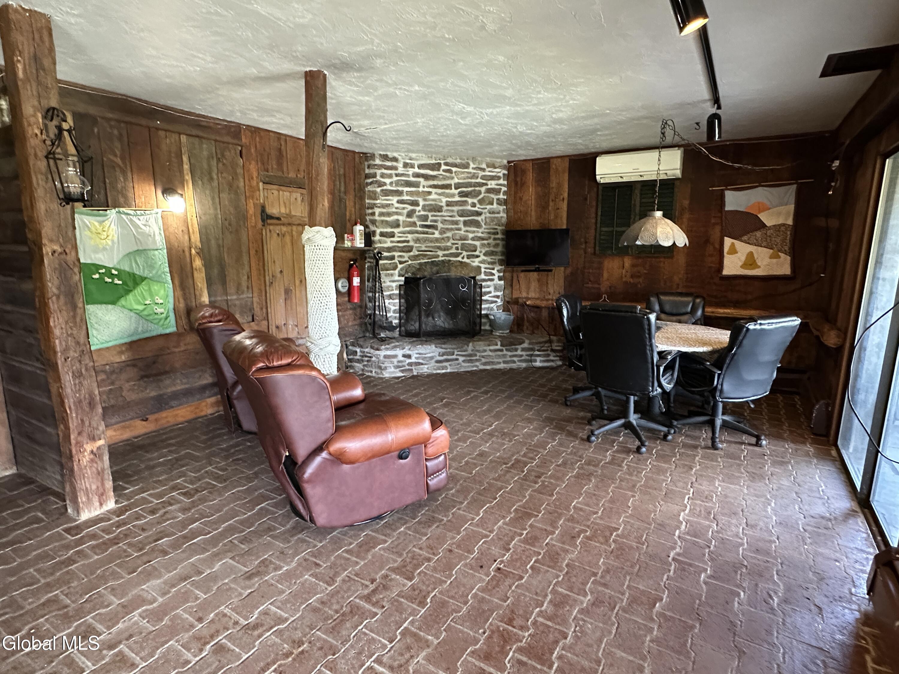 128 Craig Road Putnam Station NY 12861