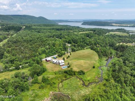 128 Craig Road Putnam Station NY 12861