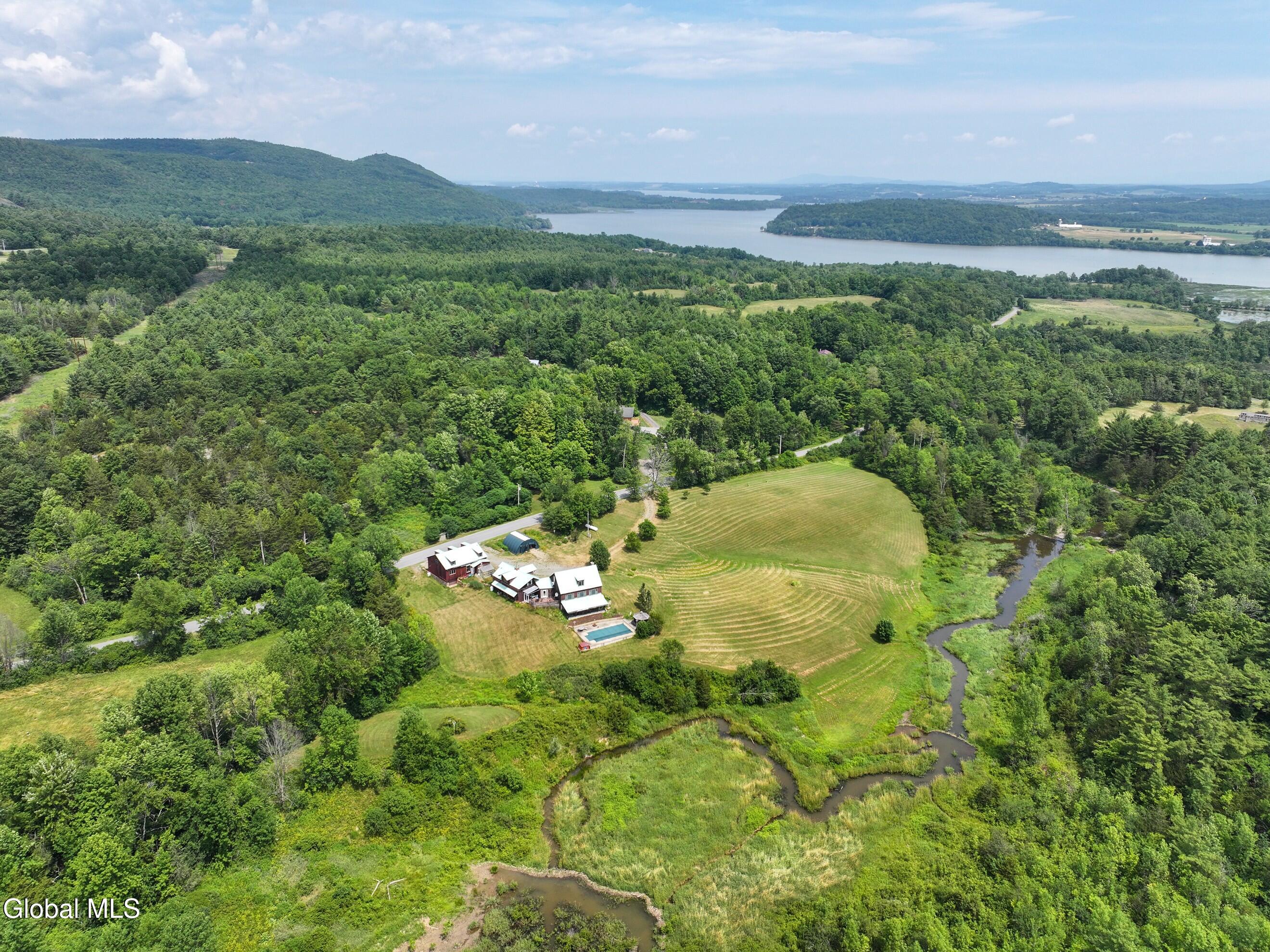 128 Craig Road Putnam Station NY 12861