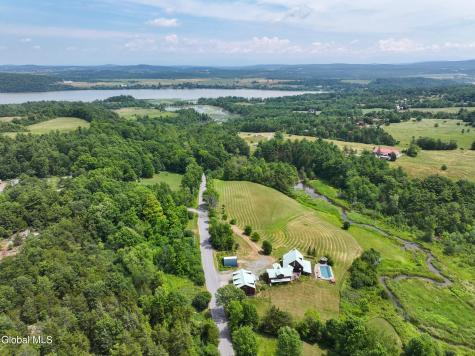 128 Craig Road Putnam Station NY 12861