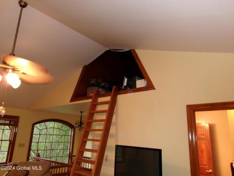 41 Liberty Road Troy NY 12180