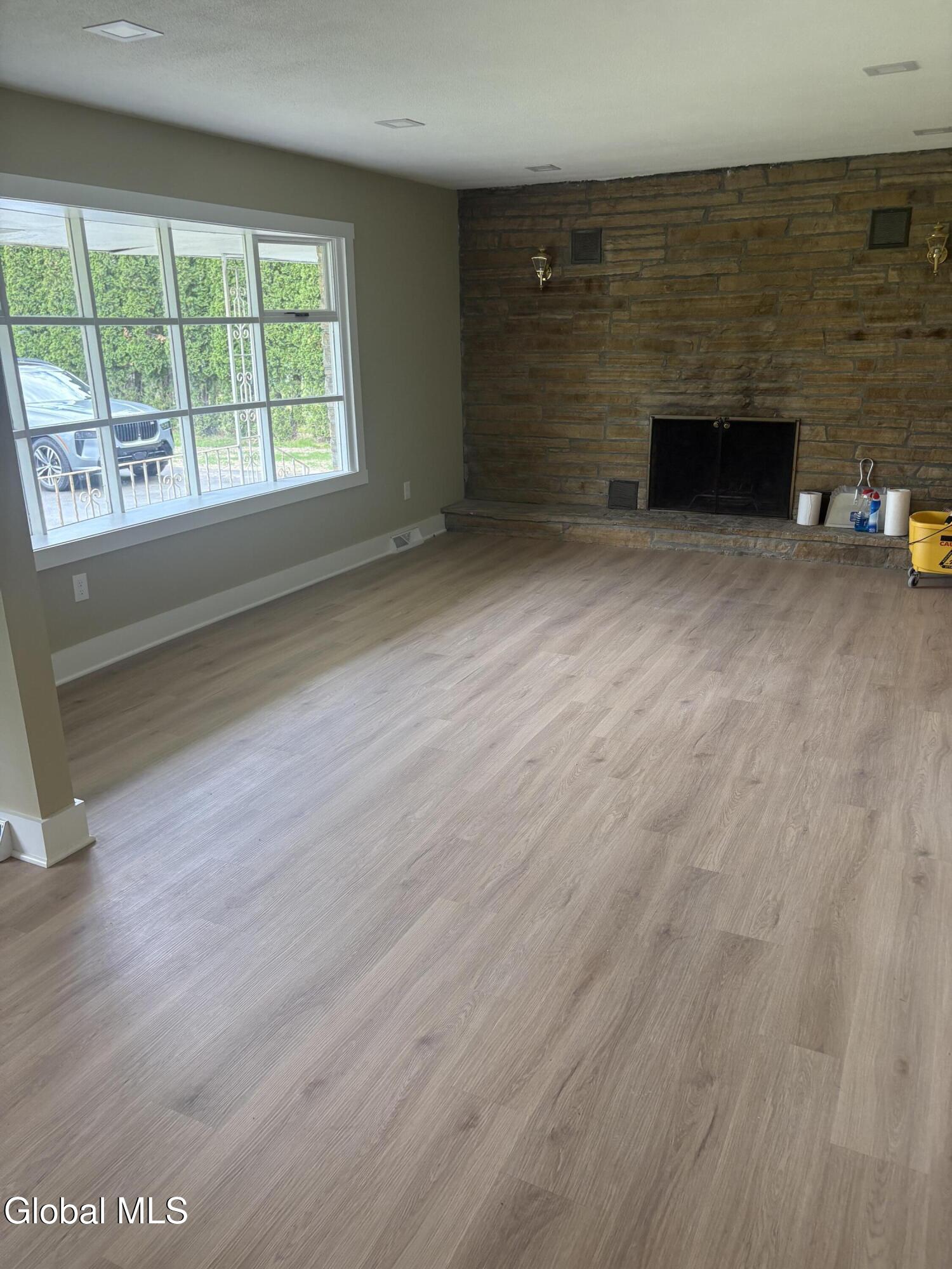 282 Washington Street Saratoga Springs NY 12866