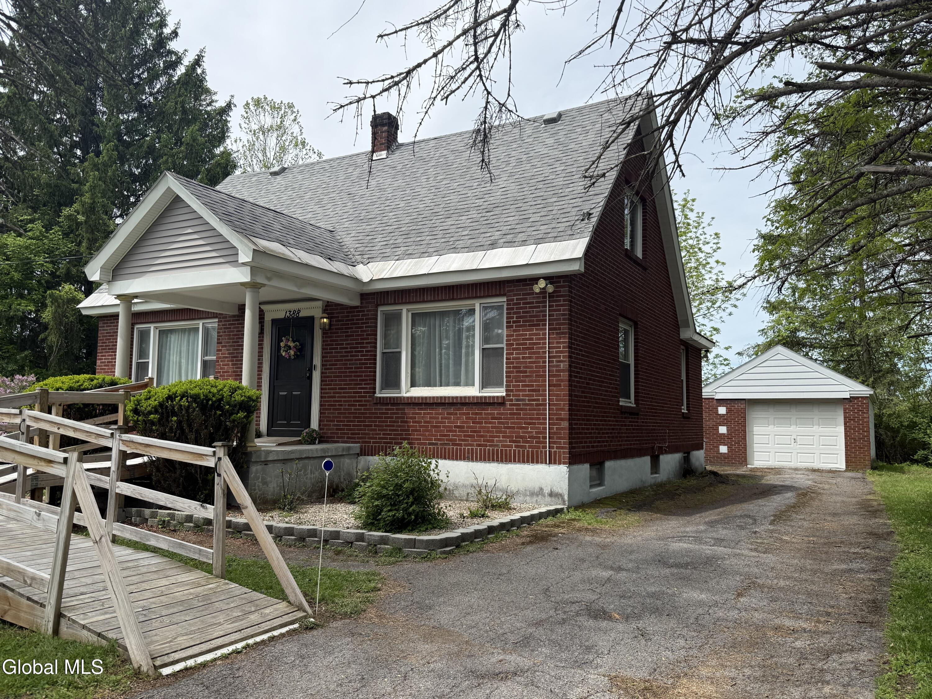 1388 Midline Road Amsterdam NY 12010