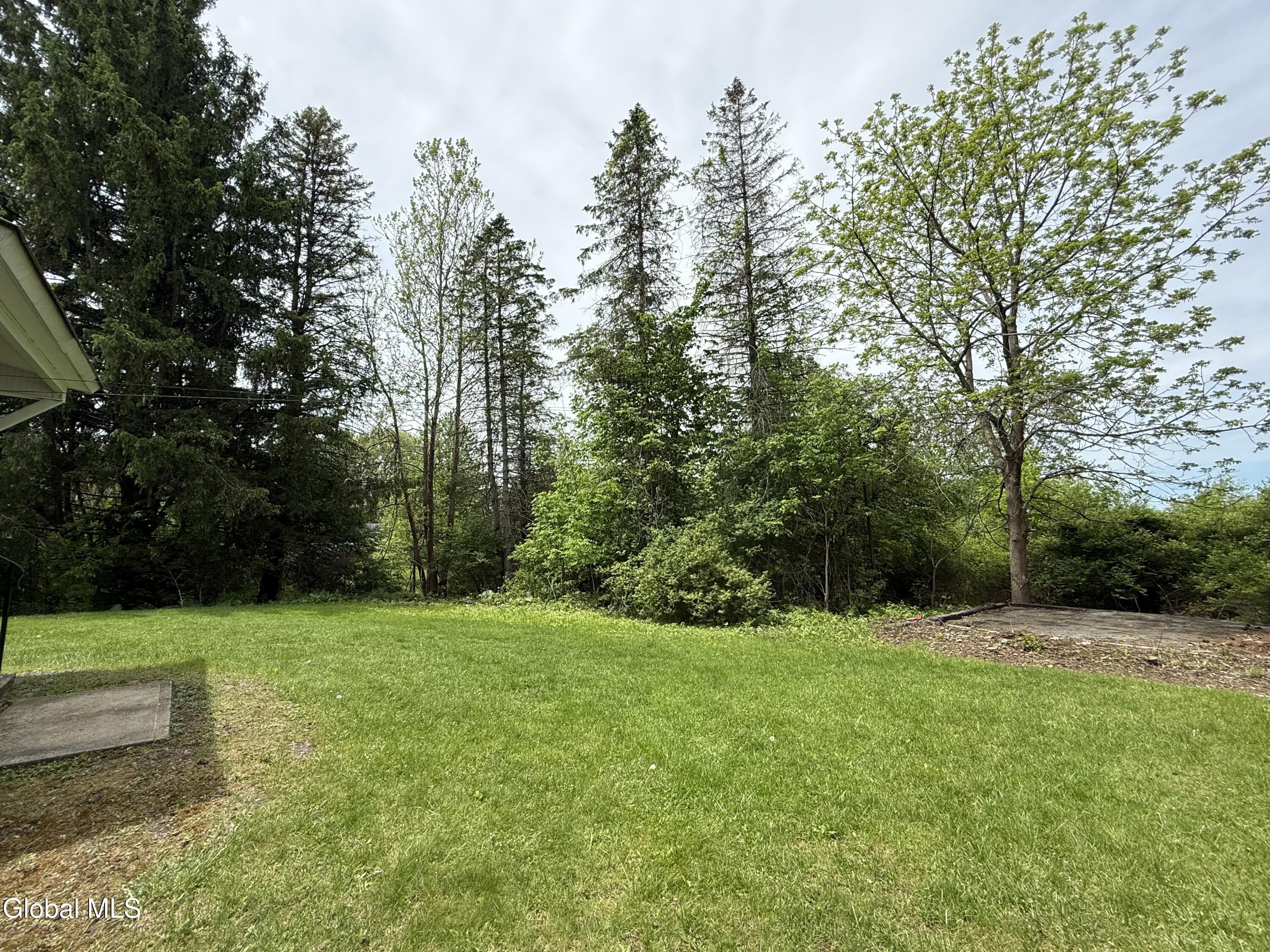 1388 Midline Road Amsterdam NY 12010