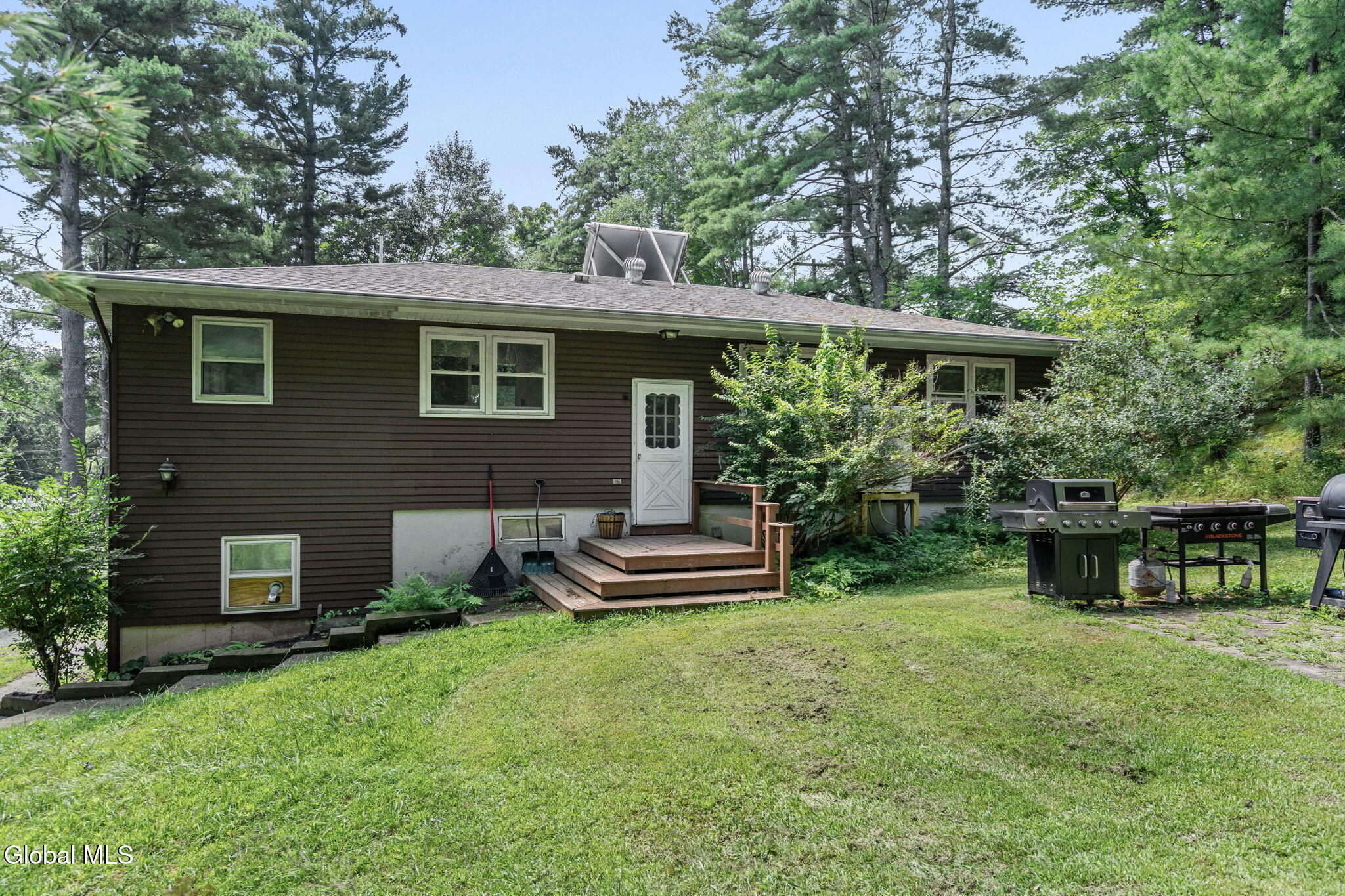 134 Hoags Corners Road Nassau NY 12123