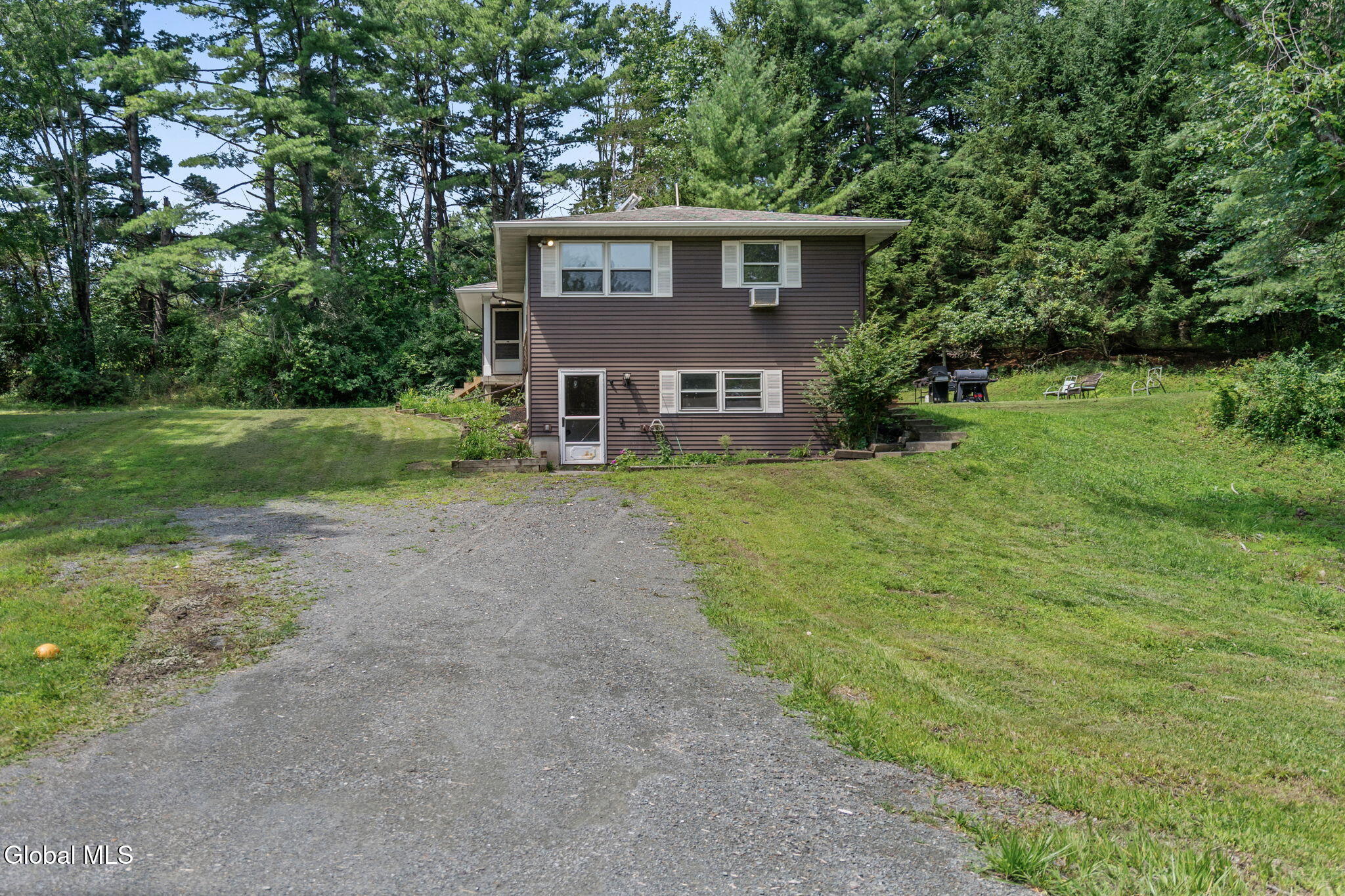 134 Hoags Corners Road Nassau NY 12123