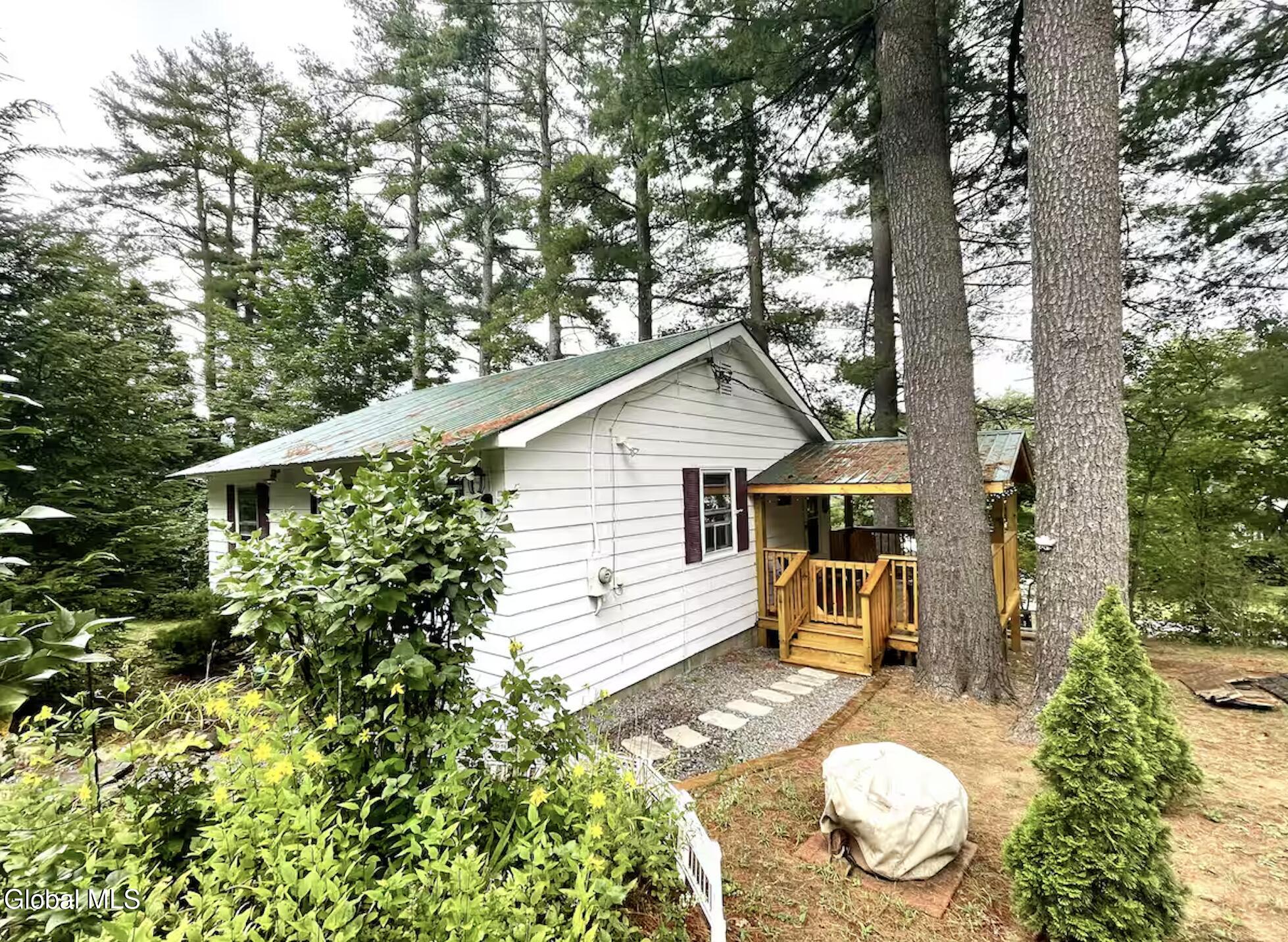 12 Read Drive Lake Luzerne NY 12846