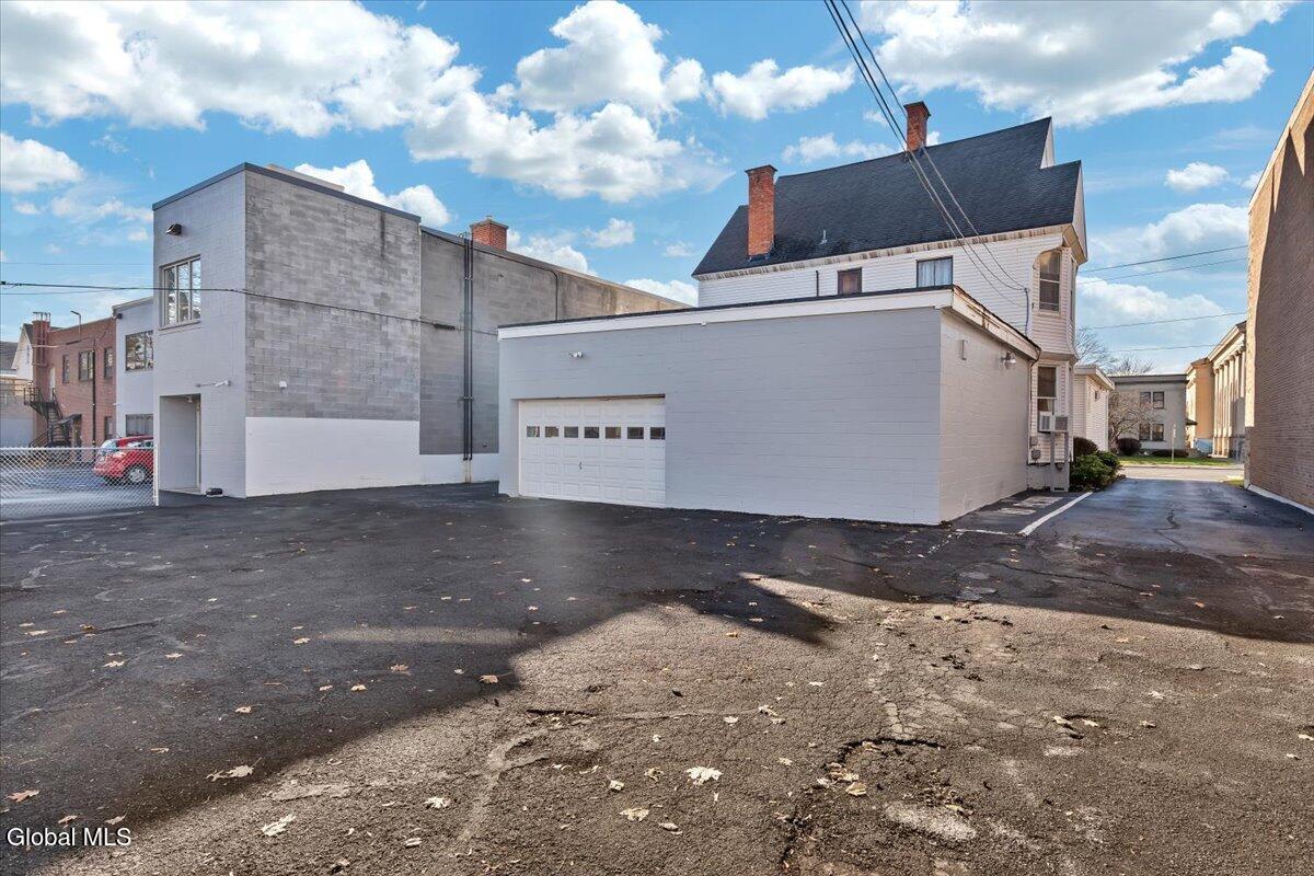 891 Madison Avenue Albany NY 12208