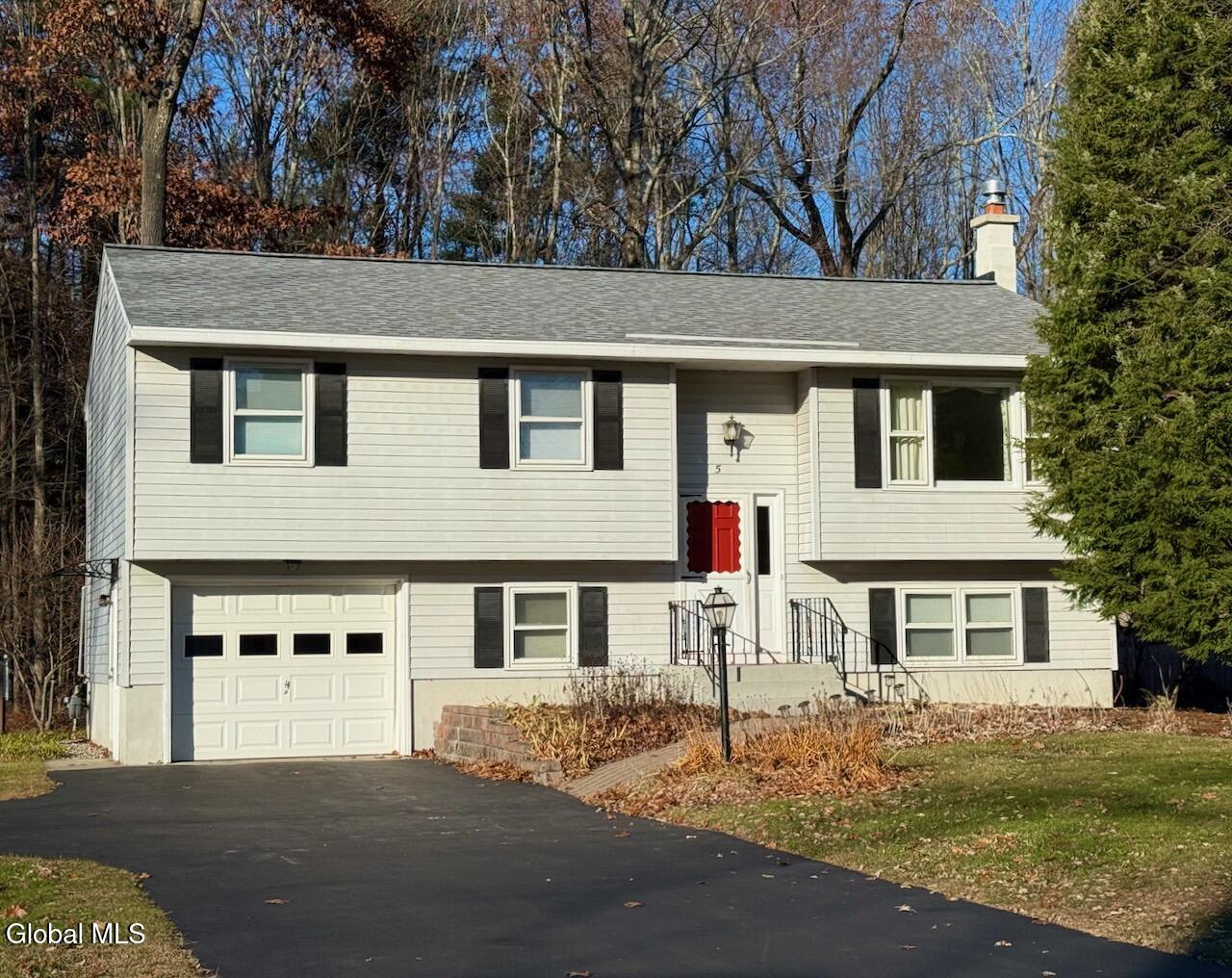 5 Birchtree Lane Ballston Spa NY 12020