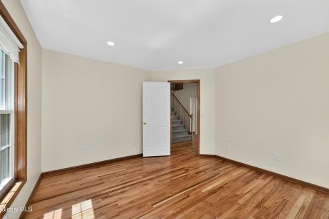 11 Pineview Lane East Greenbush NY 12061